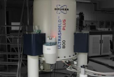 1. 800MHz SB Bruker Avance NMR Spectrometer for Solids/Liquids