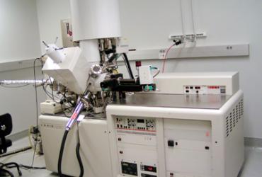 Kratos Axis Ultra X-ray Photoelectron Spectroscopy (XPS) system