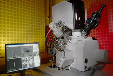 FEI Helios Dualbeam Nanolab 650