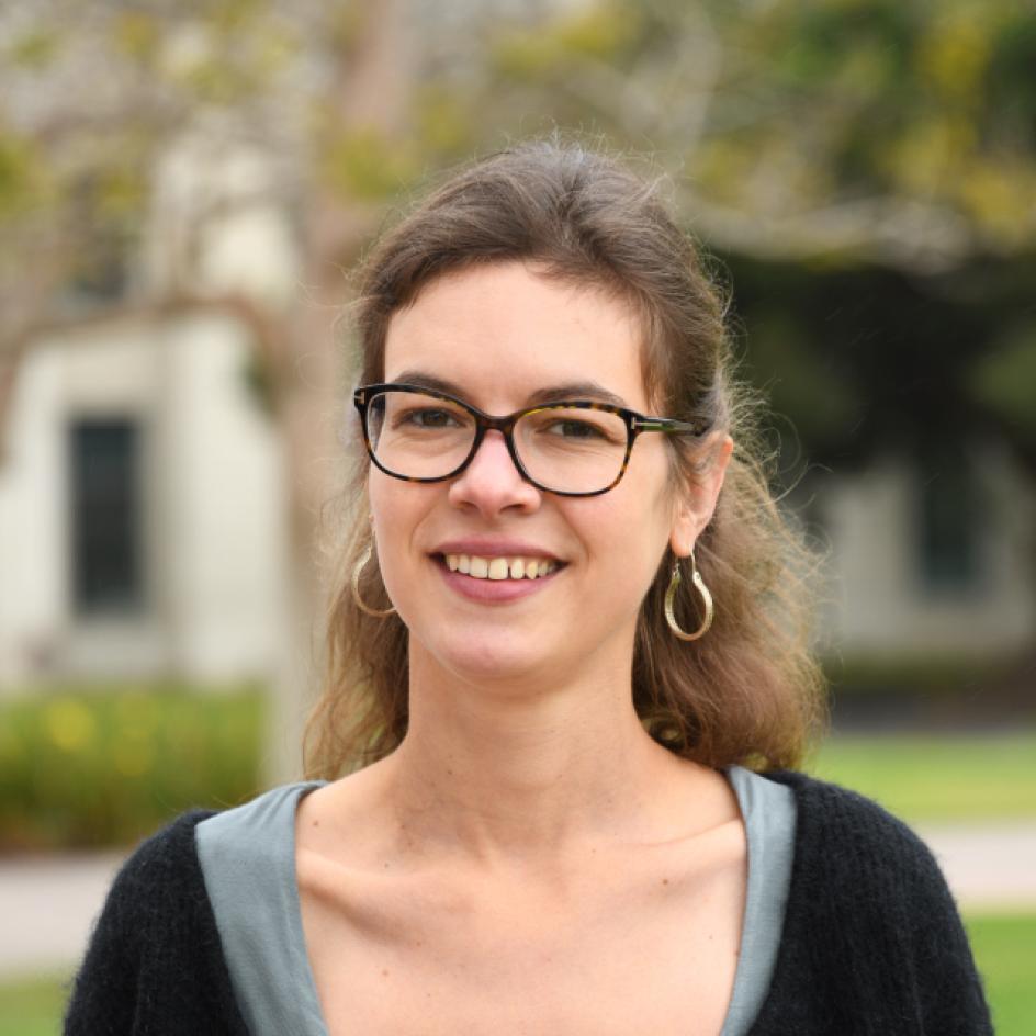 Prof. Raphaele Clement